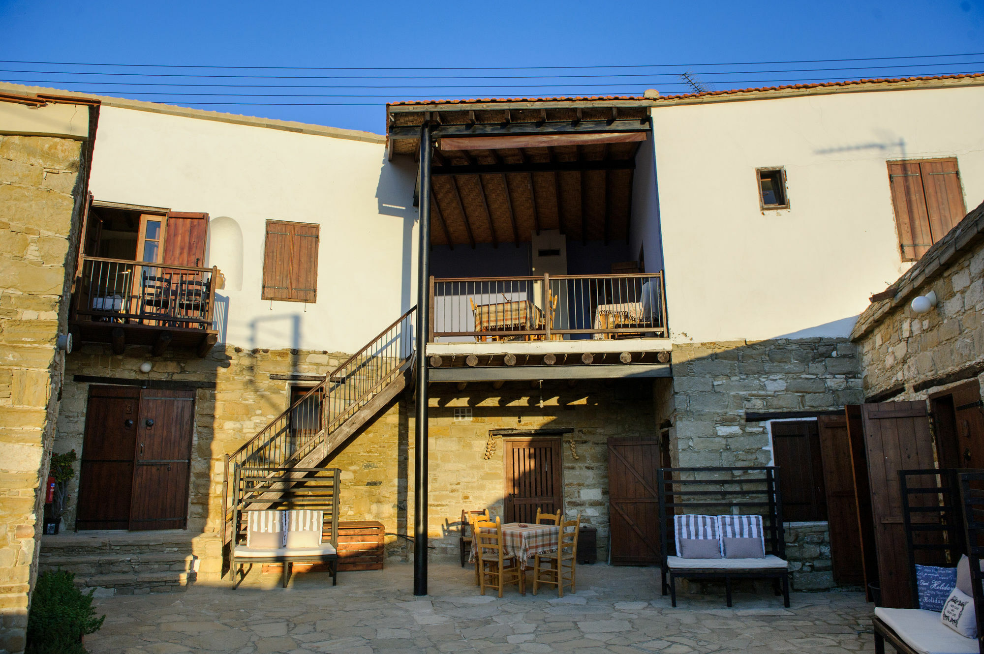 Teacher'S House Maroni Exterior foto
